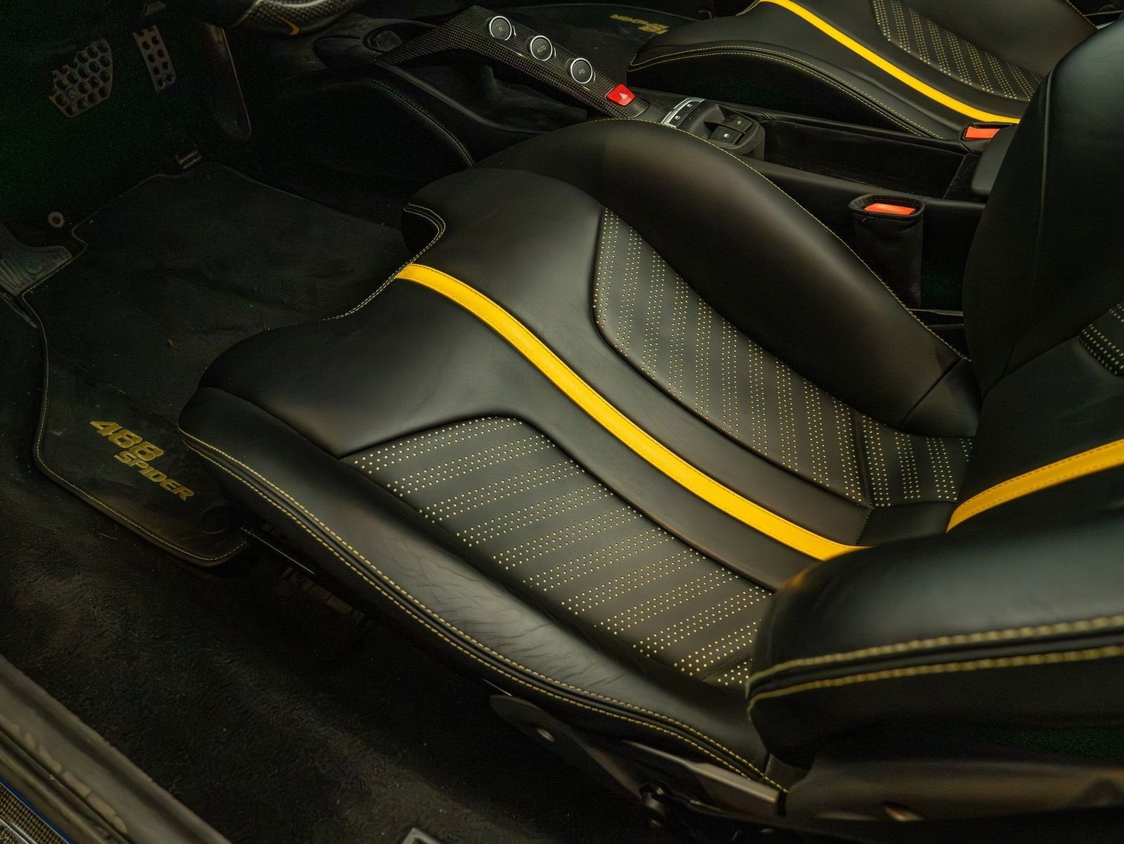 2017 Ferrari 488 Spider Base