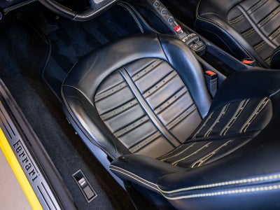 2019 Ferrari 488 Spider Base