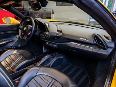 2019 Ferrari 488 Spider Base