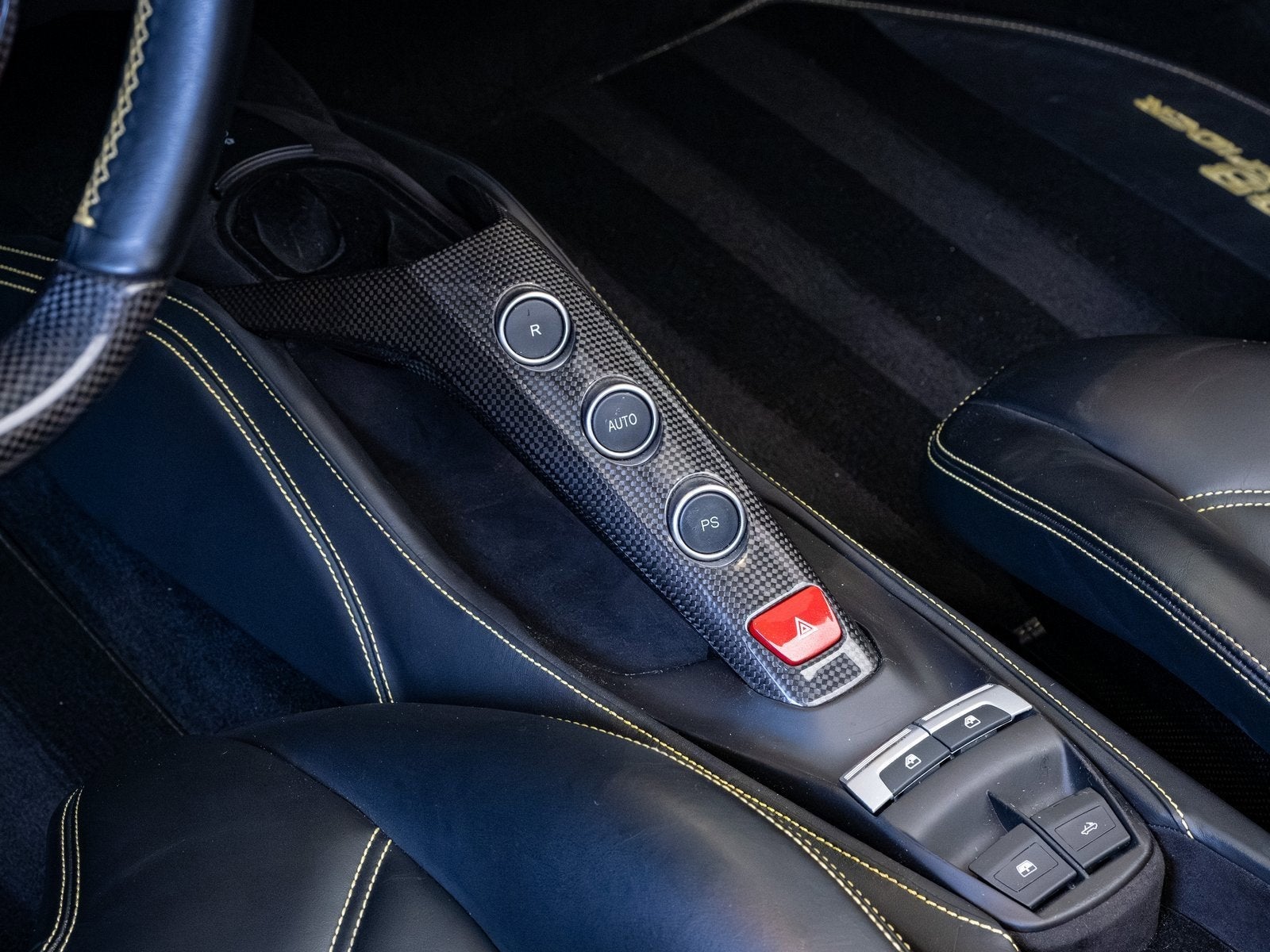 2018 Ferrari 488 Spider Base