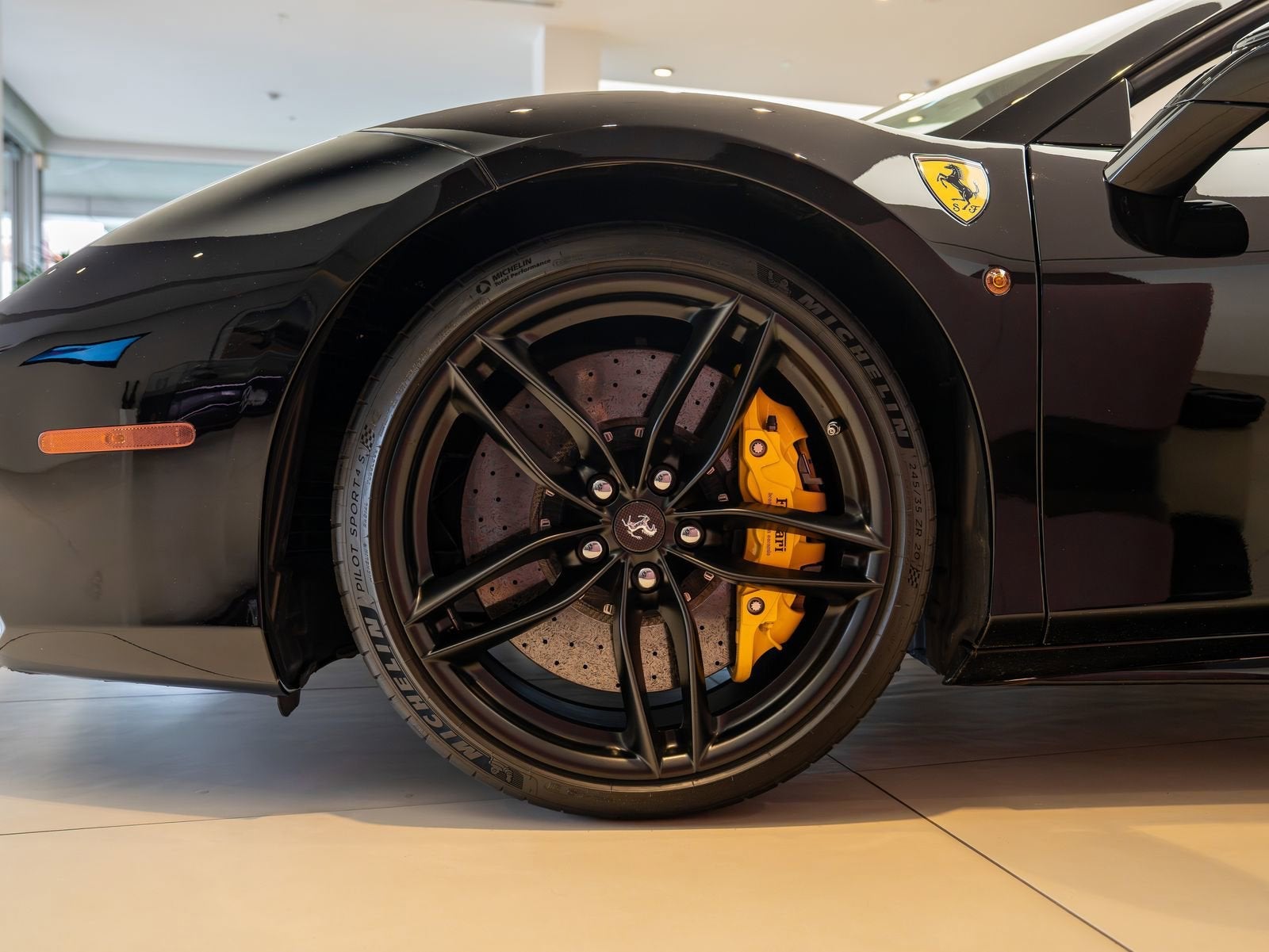 2018 Ferrari 488 Spider Base