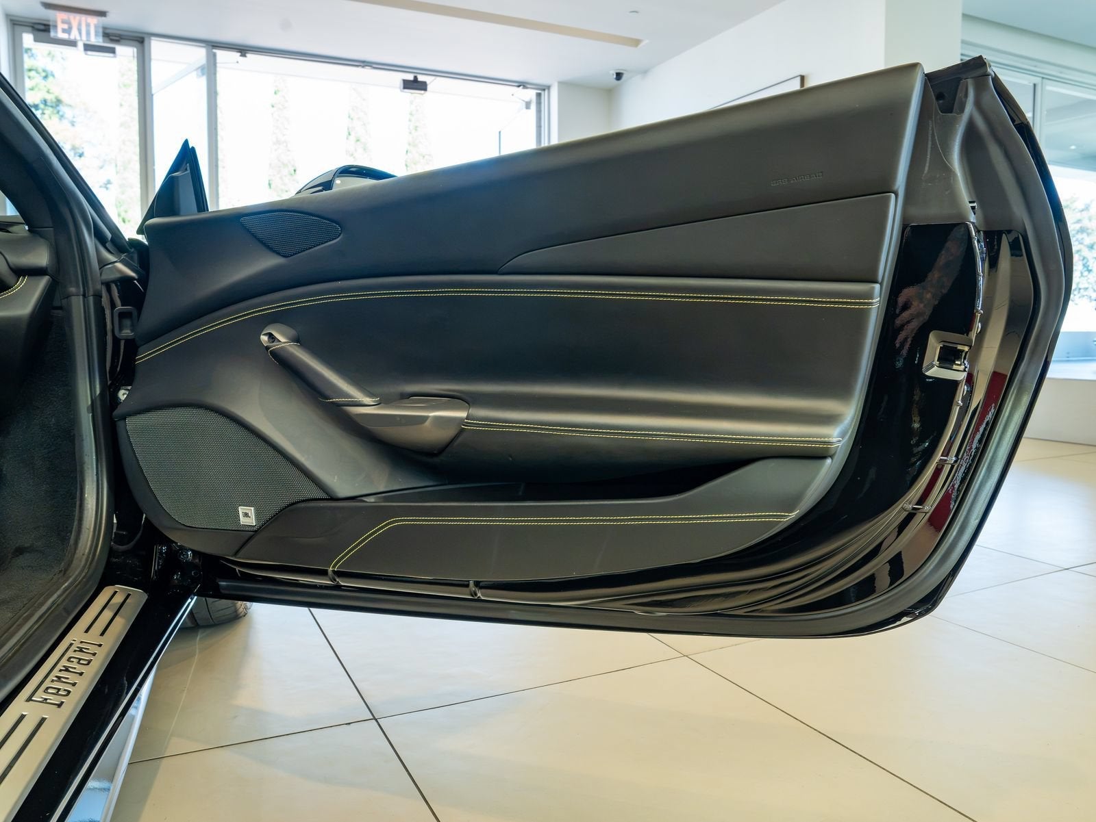 2018 Ferrari 488 Spider Base
