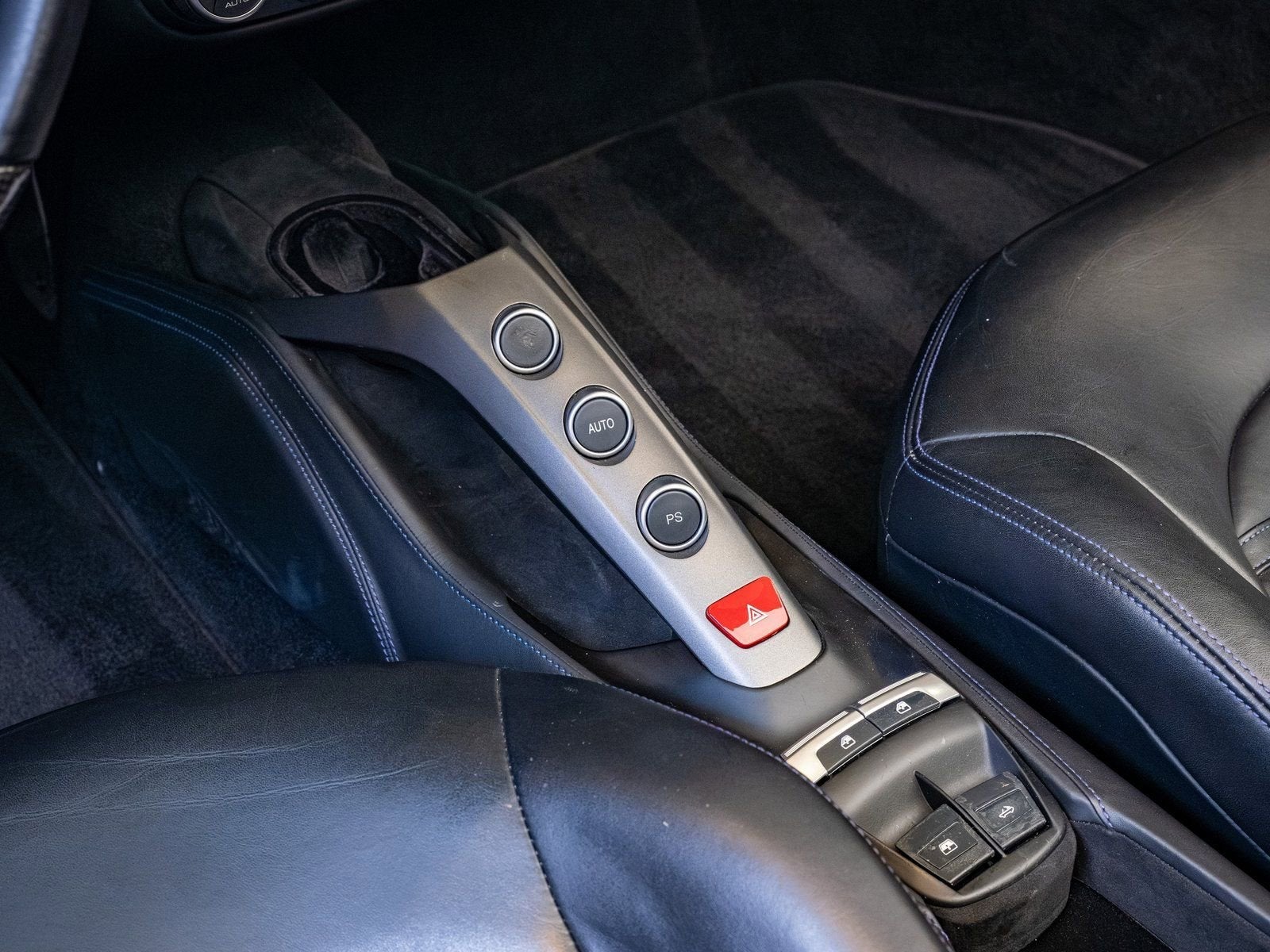 2017 Ferrari 488 Spider Base