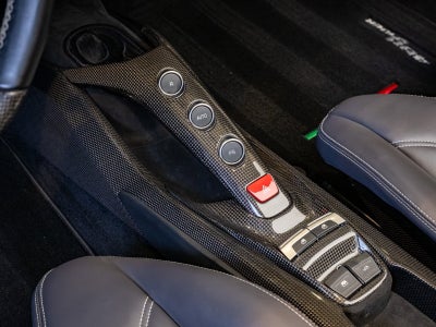 2017 Ferrari 488 Spider Base