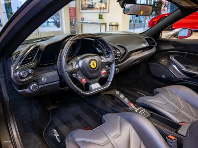 2017 Ferrari 488 Spider Base