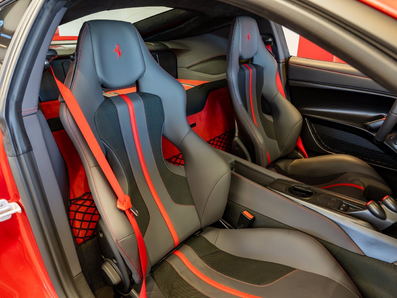 2017 Ferrari F12tdf Base