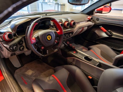 2017 Ferrari F12tdf Base