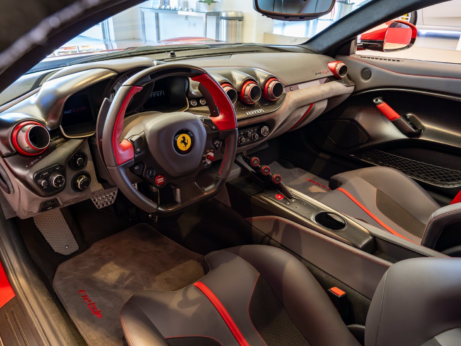 2017 Ferrari F12tdf Base