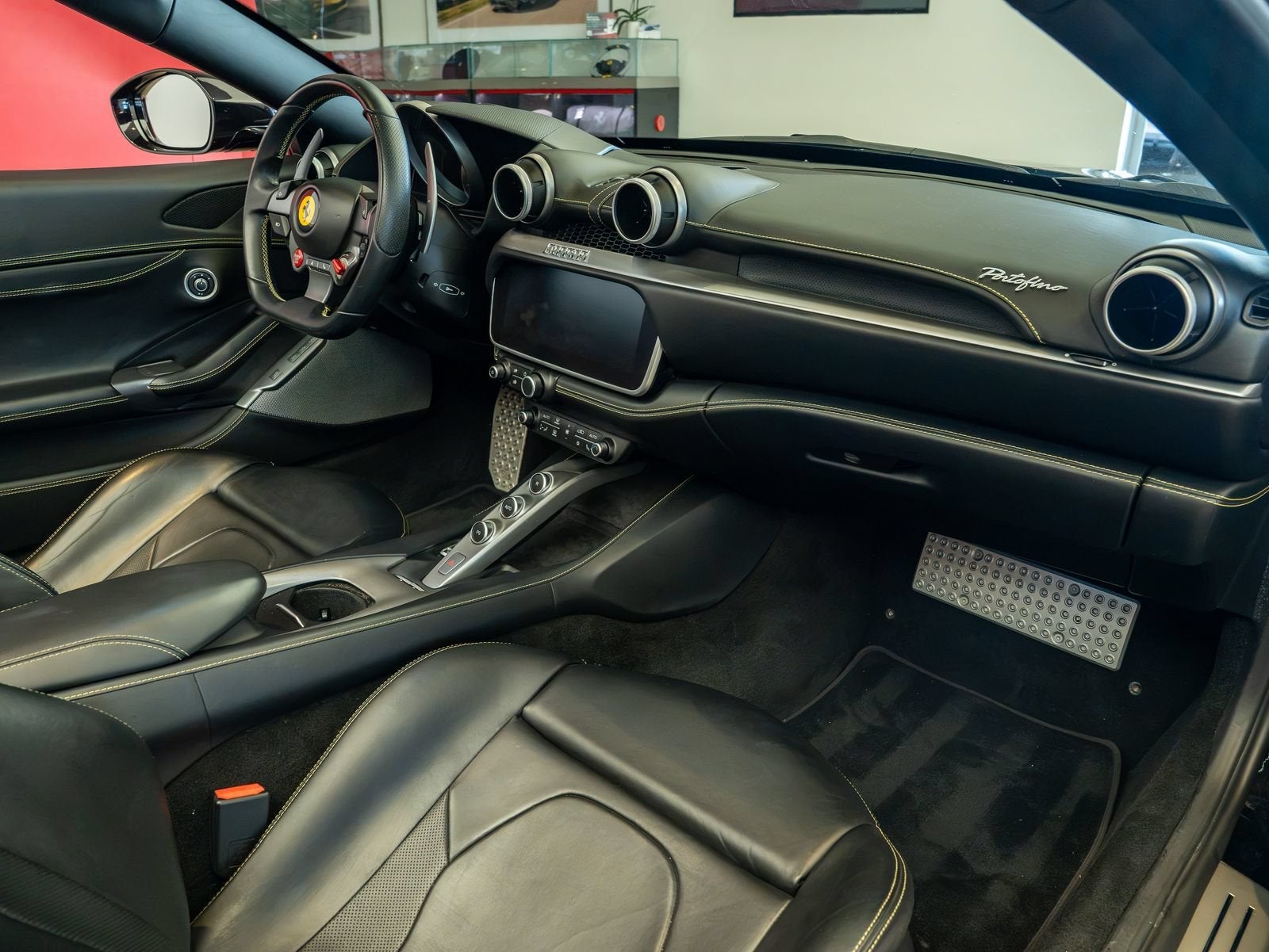 2020 Ferrari Portofino Base