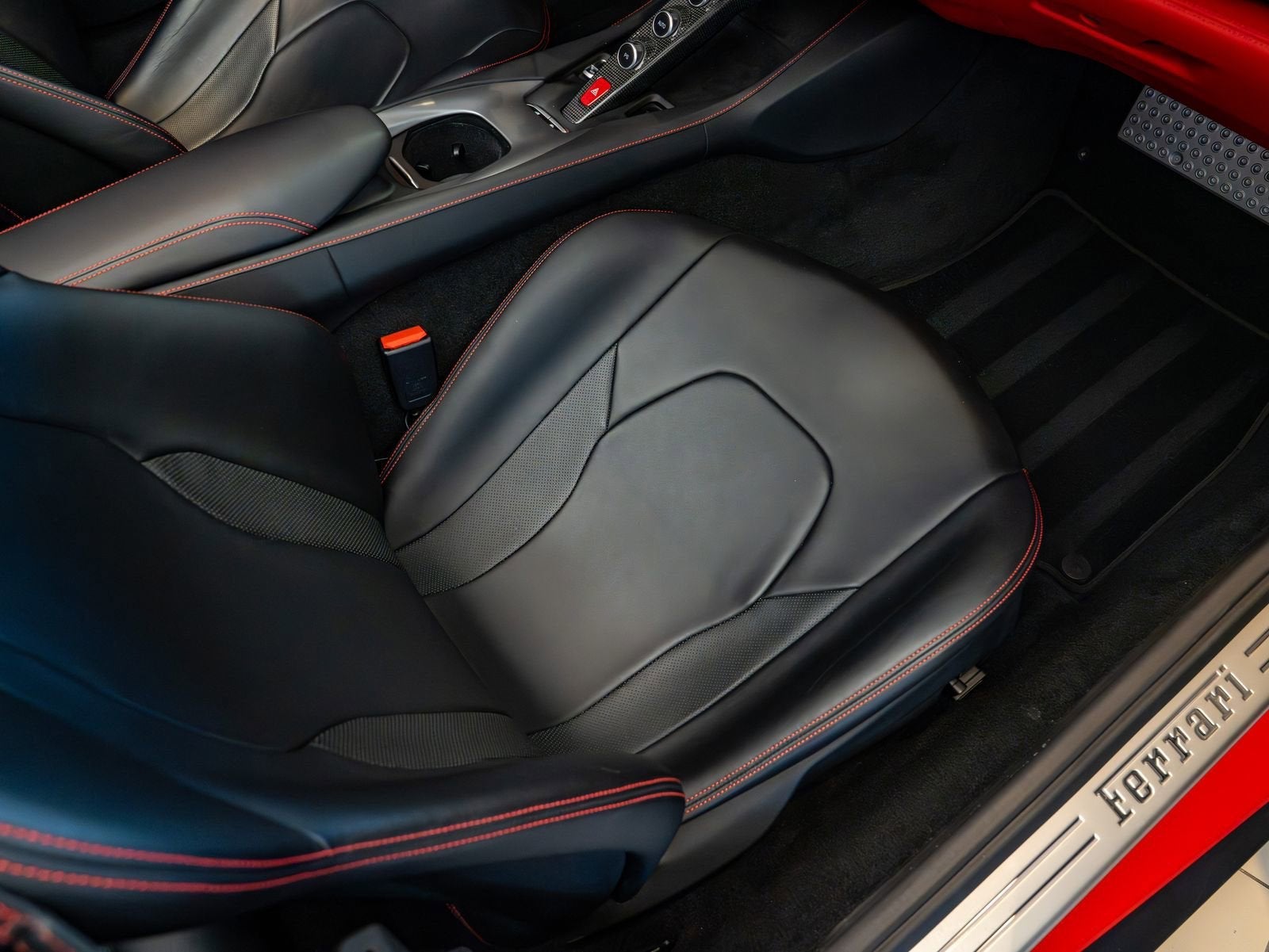 2020 Ferrari Portofino Base