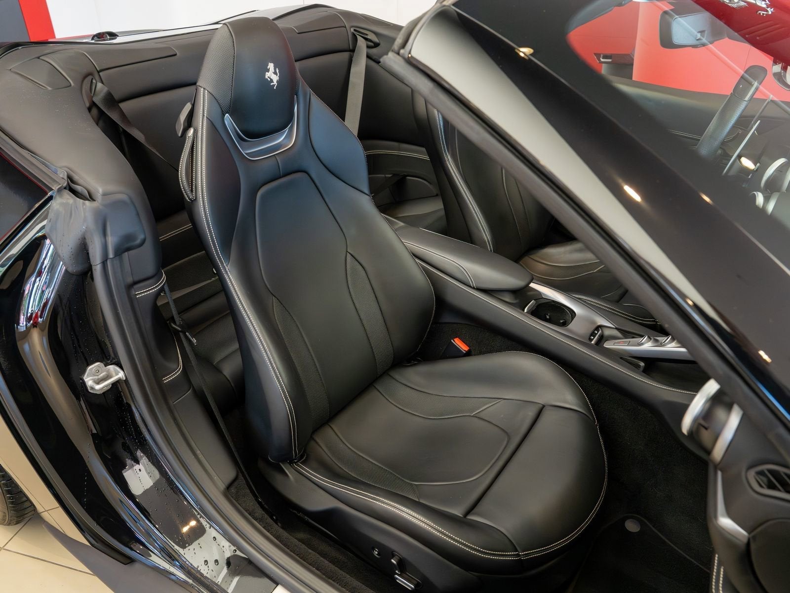 2019 Ferrari Portofino Base