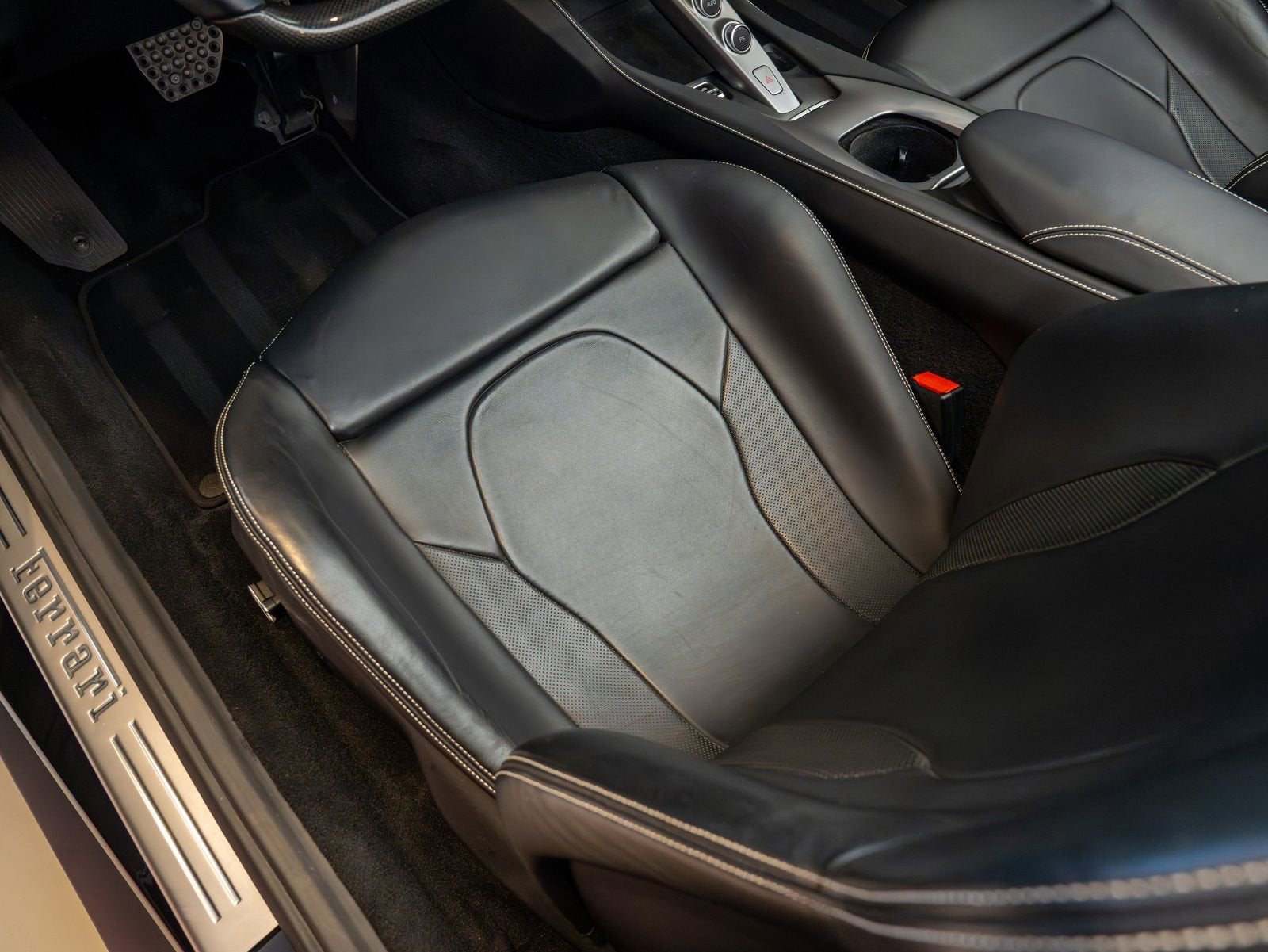 2019 Ferrari Portofino Base