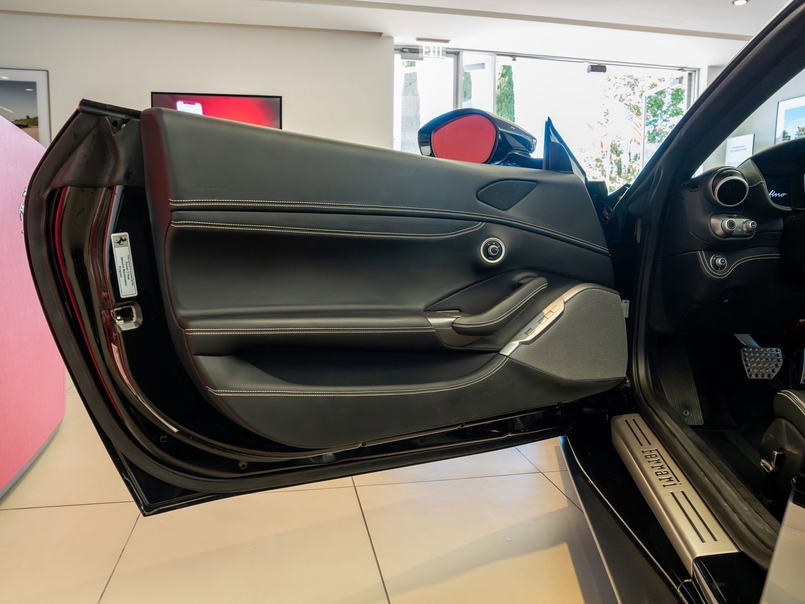 2019 Ferrari Portofino Base