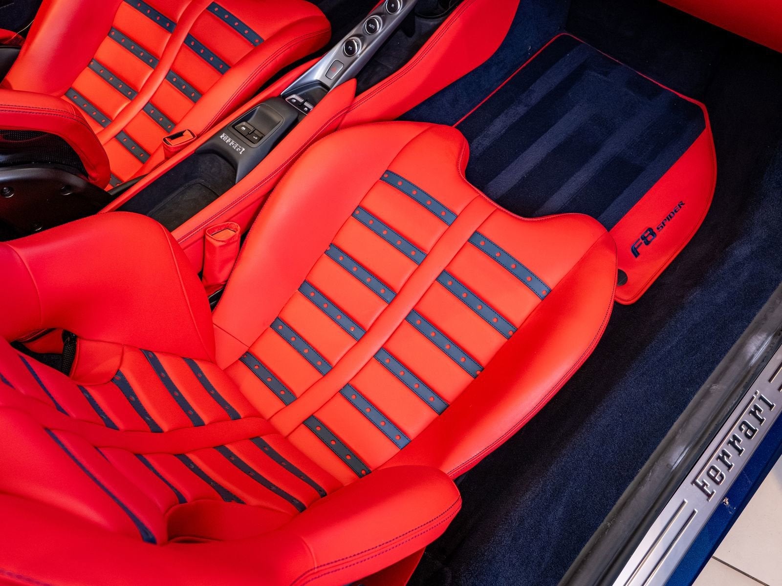 2022 Ferrari F8 Spider Base