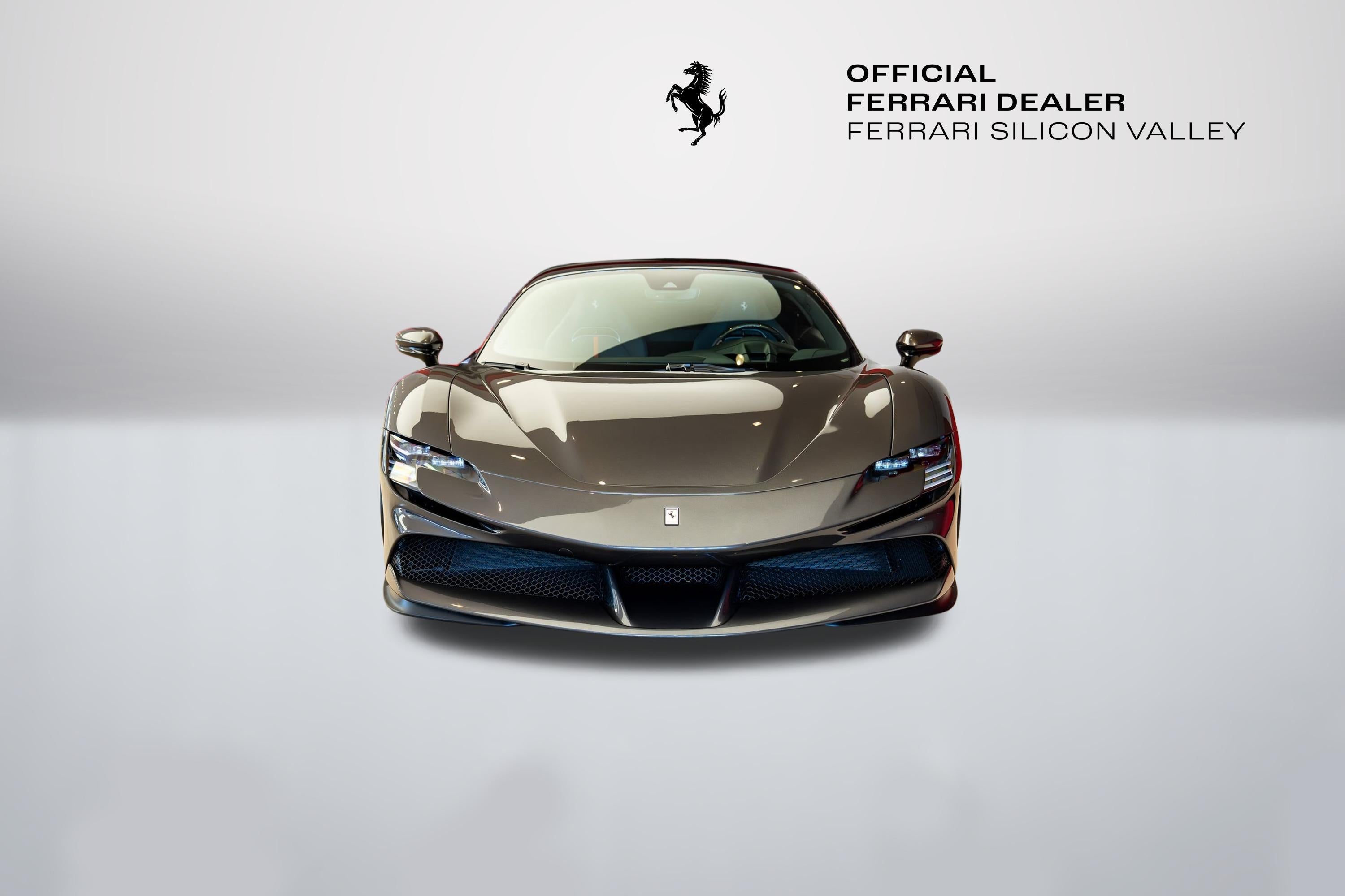 2023 Ferrari SF90 Stradale Base