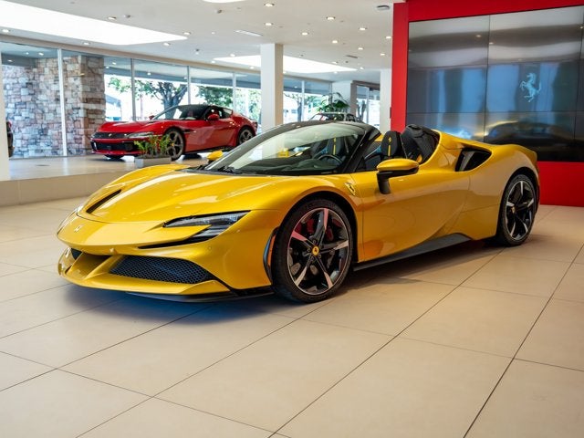 2023 Ferrari SF90 Spider Base
