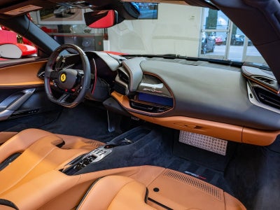 2025 Ferrari SF90 Spider Base