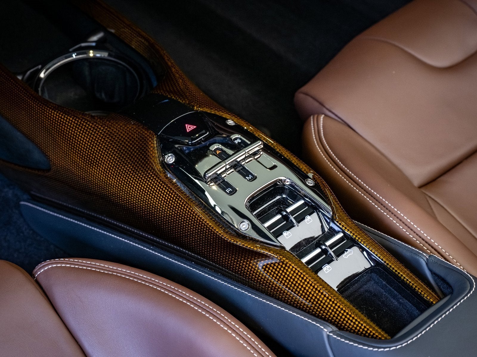 2022 Ferrari SF90 Spider Base