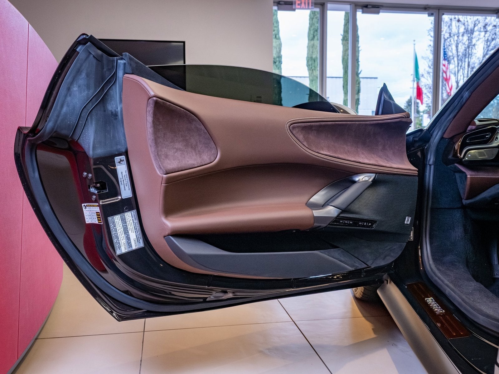 2022 Ferrari SF90 Spider Base