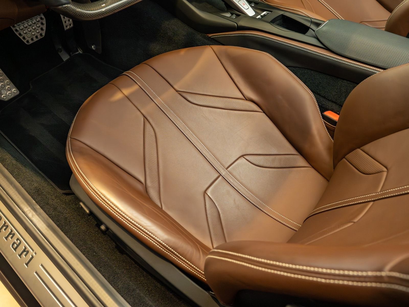 2022 Ferrari 812 GTS Base