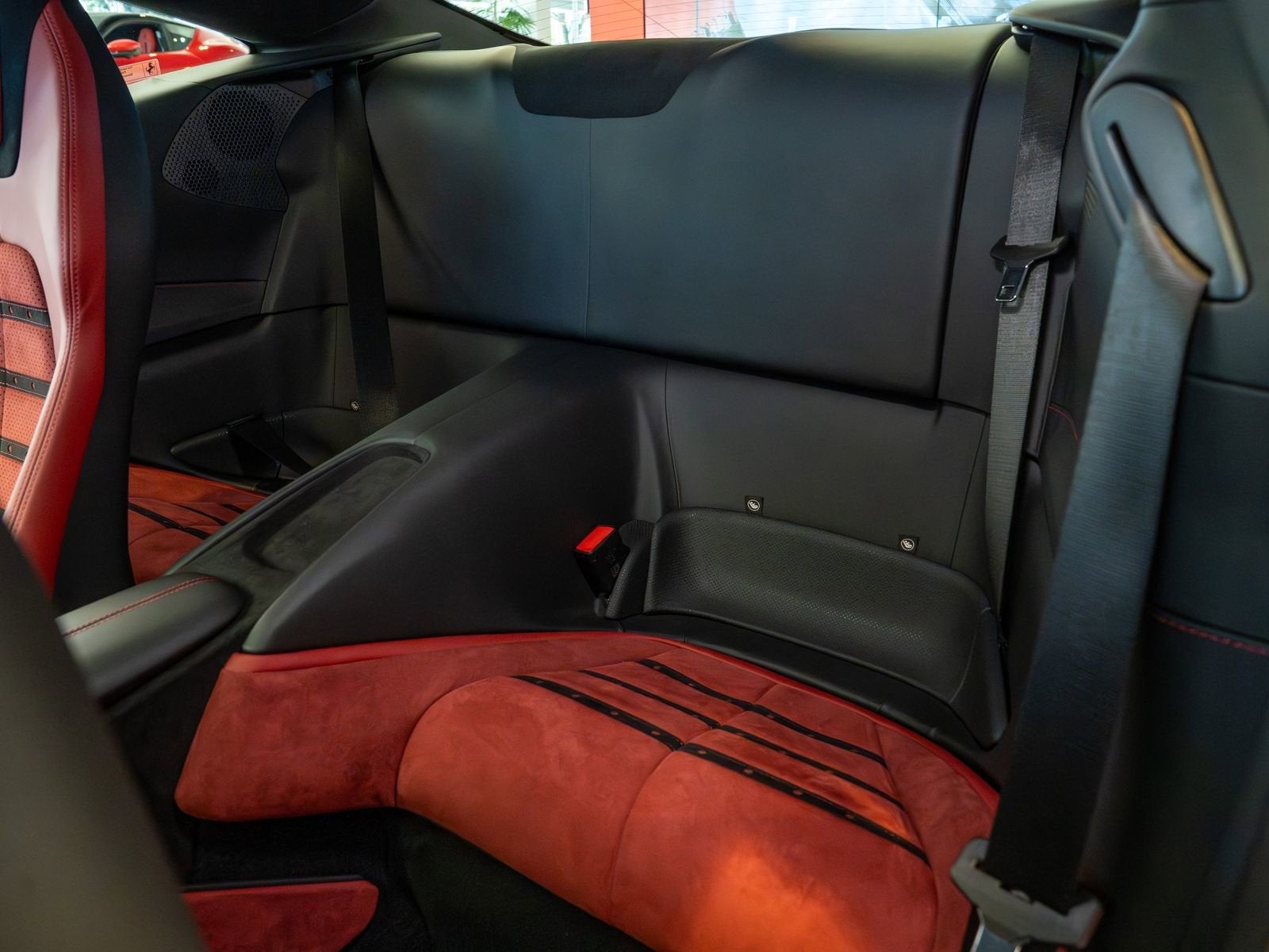2023 Ferrari Roma Base