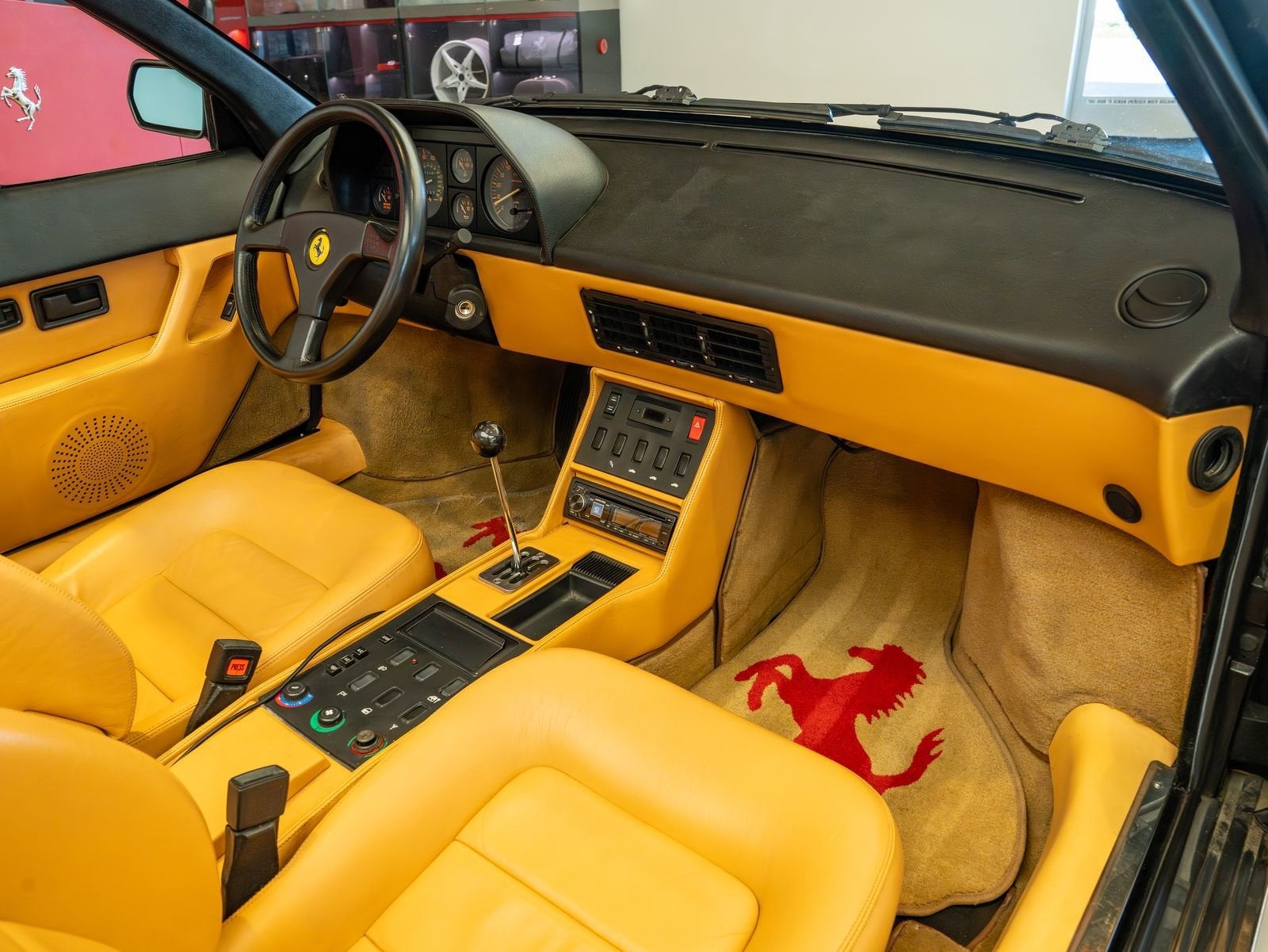 1989 Ferrari Mondial Cabriolet/T Cabriolet Cabriolet