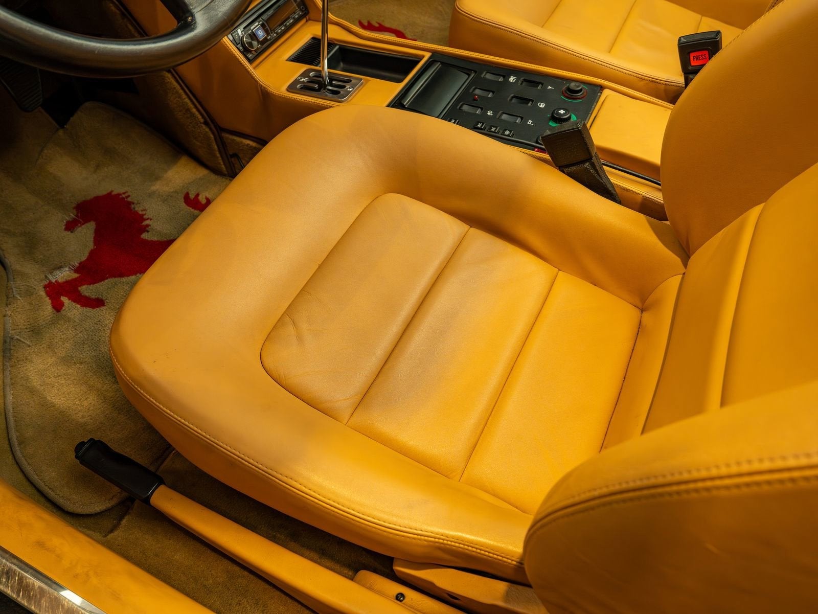 1989 Ferrari Mondial Cabriolet/T Cabriolet Cabriolet