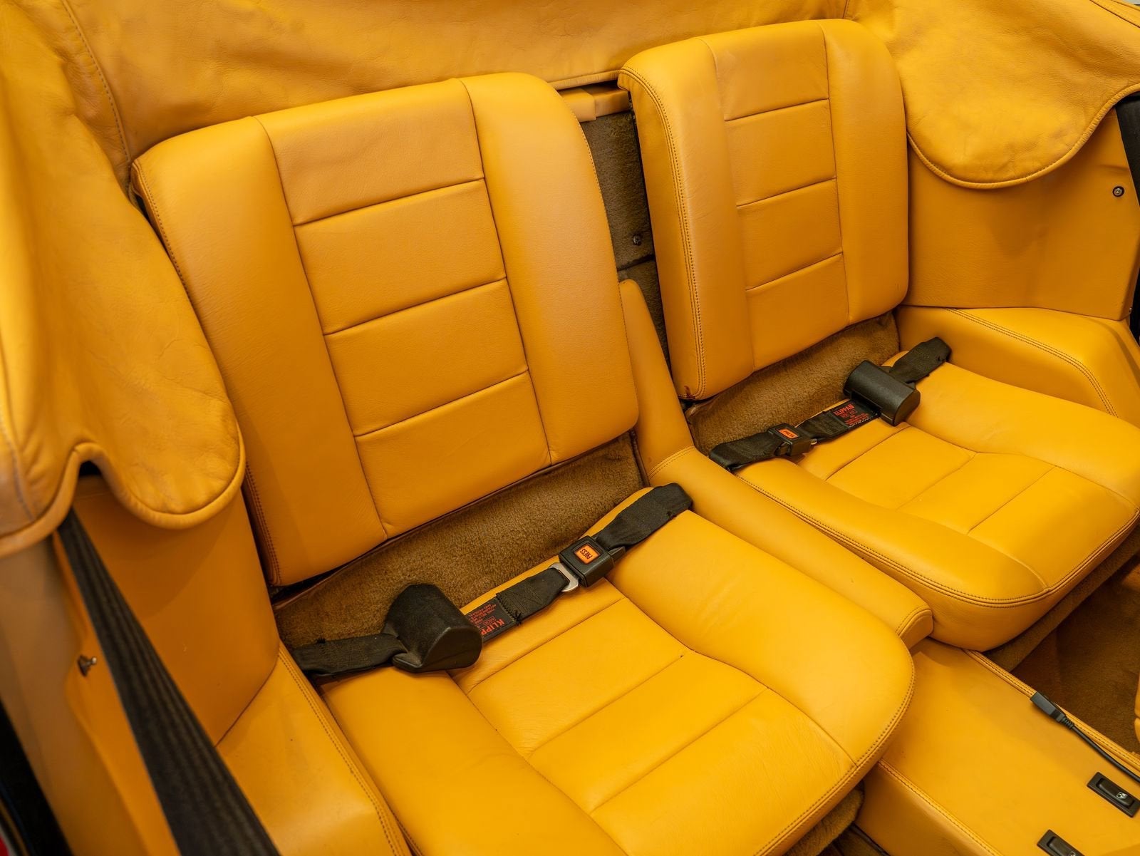 1989 Ferrari Mondial Cabriolet/T Cabriolet Cabriolet