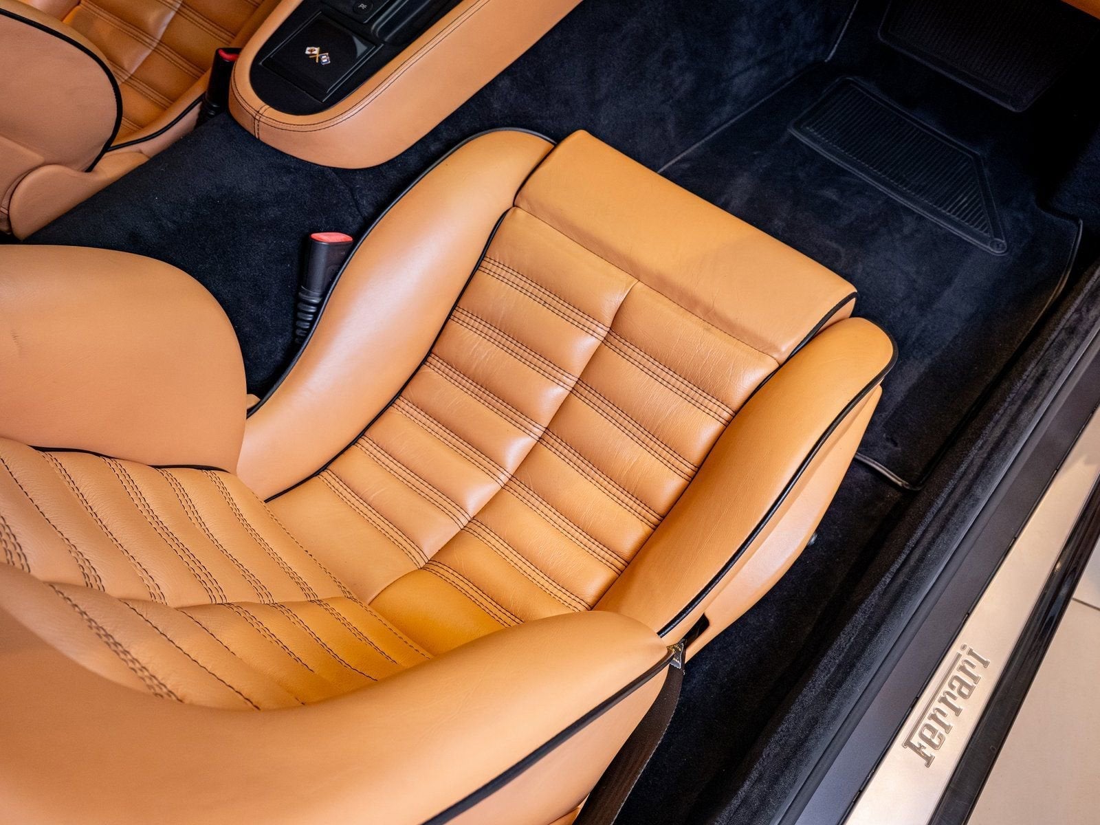 2001 Ferrari 550 Maranello Maranello