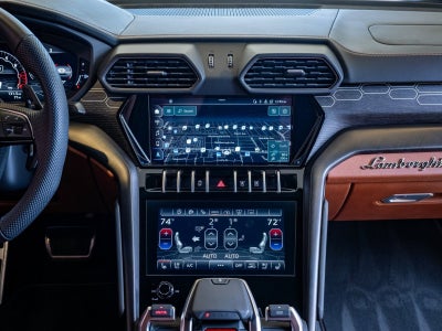 2022 Lamborghini Urus Base