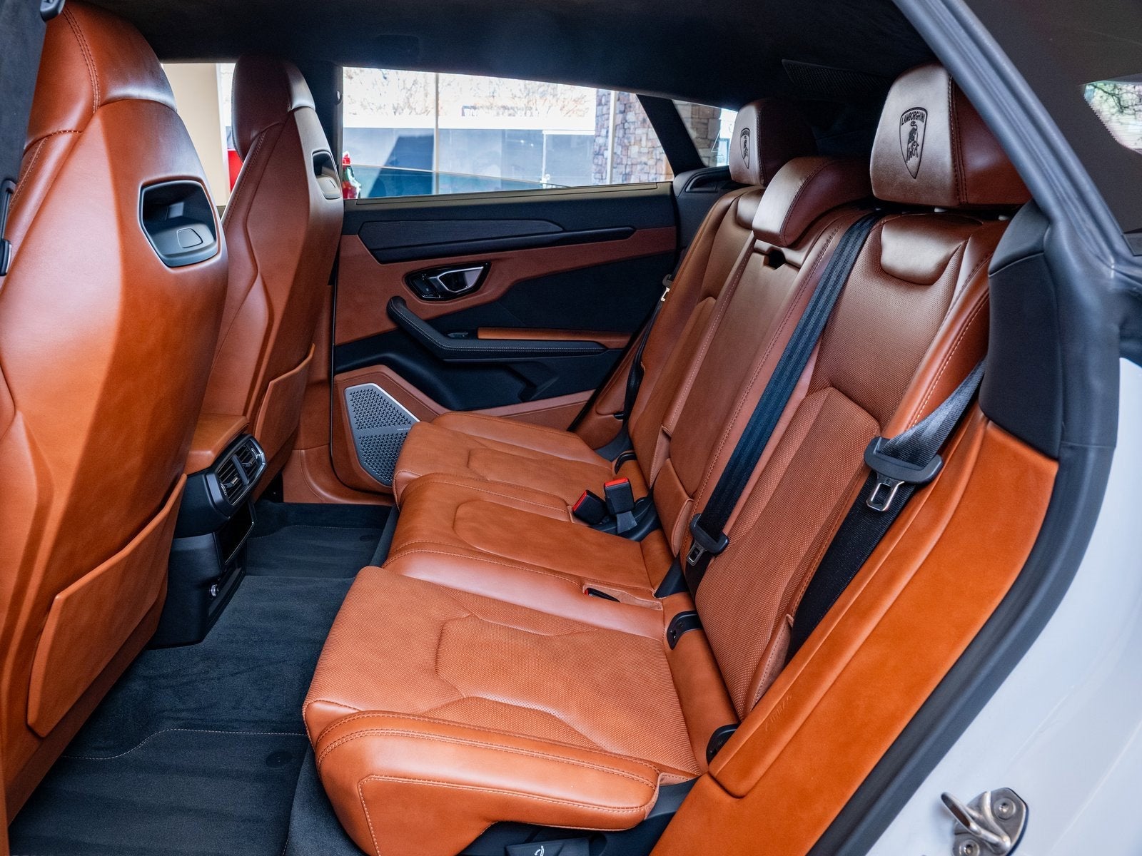 2022 Lamborghini Urus Base