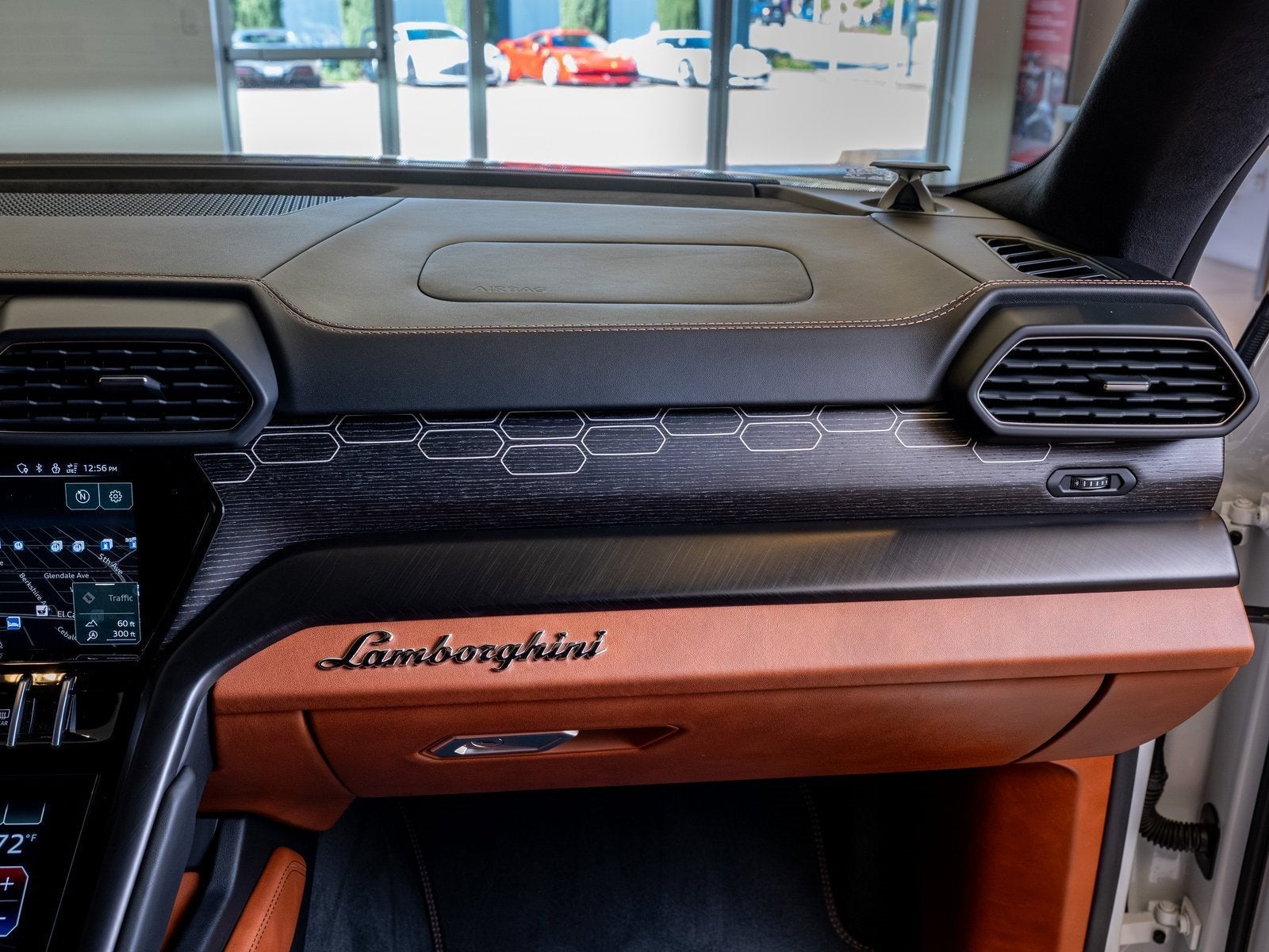 2022 Lamborghini Urus Base