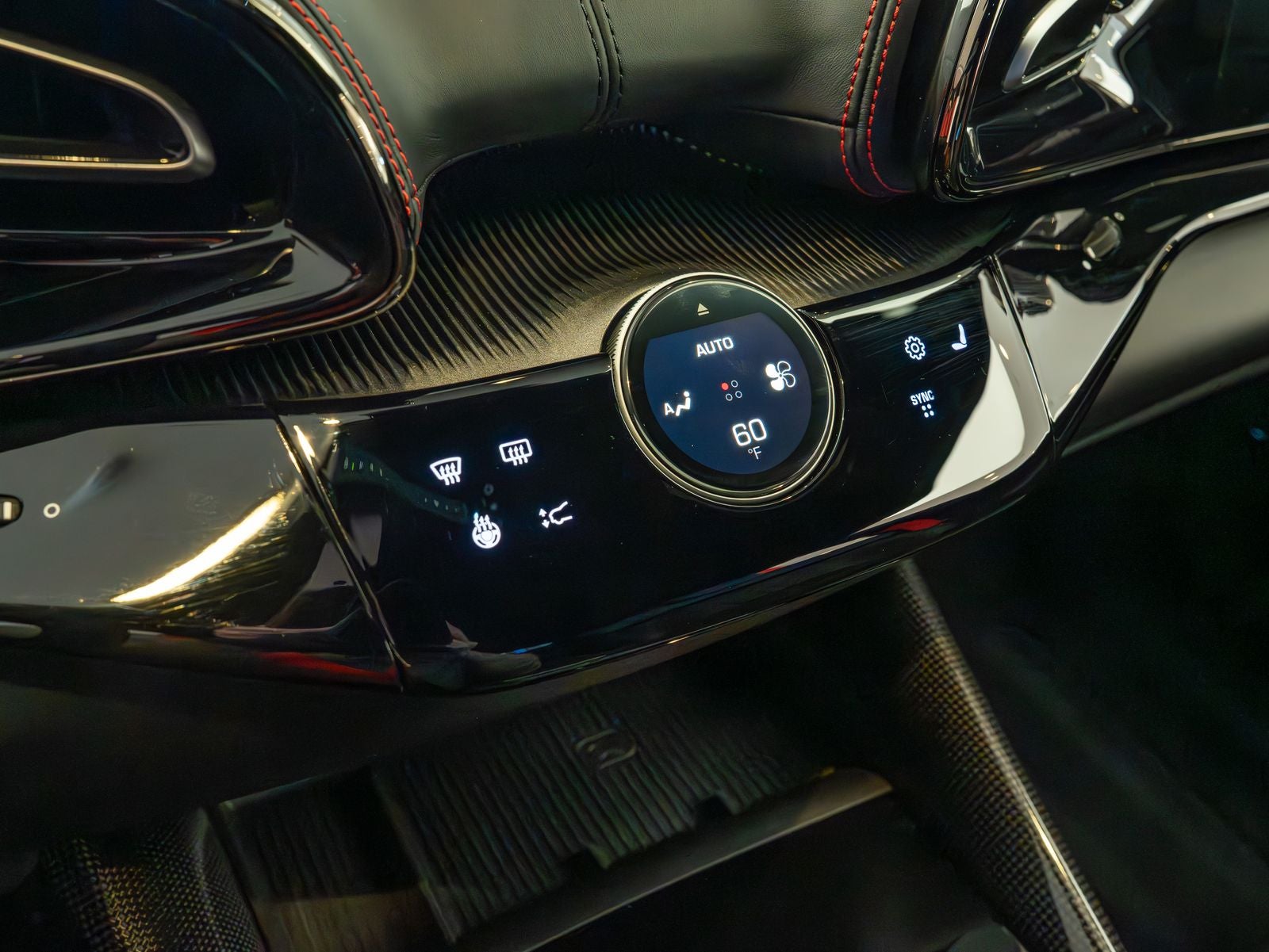 2025 Ferrari Purosangue Base
