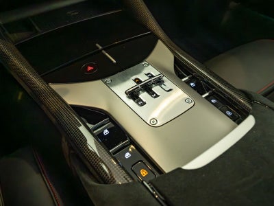 2025 Ferrari Purosangue Base