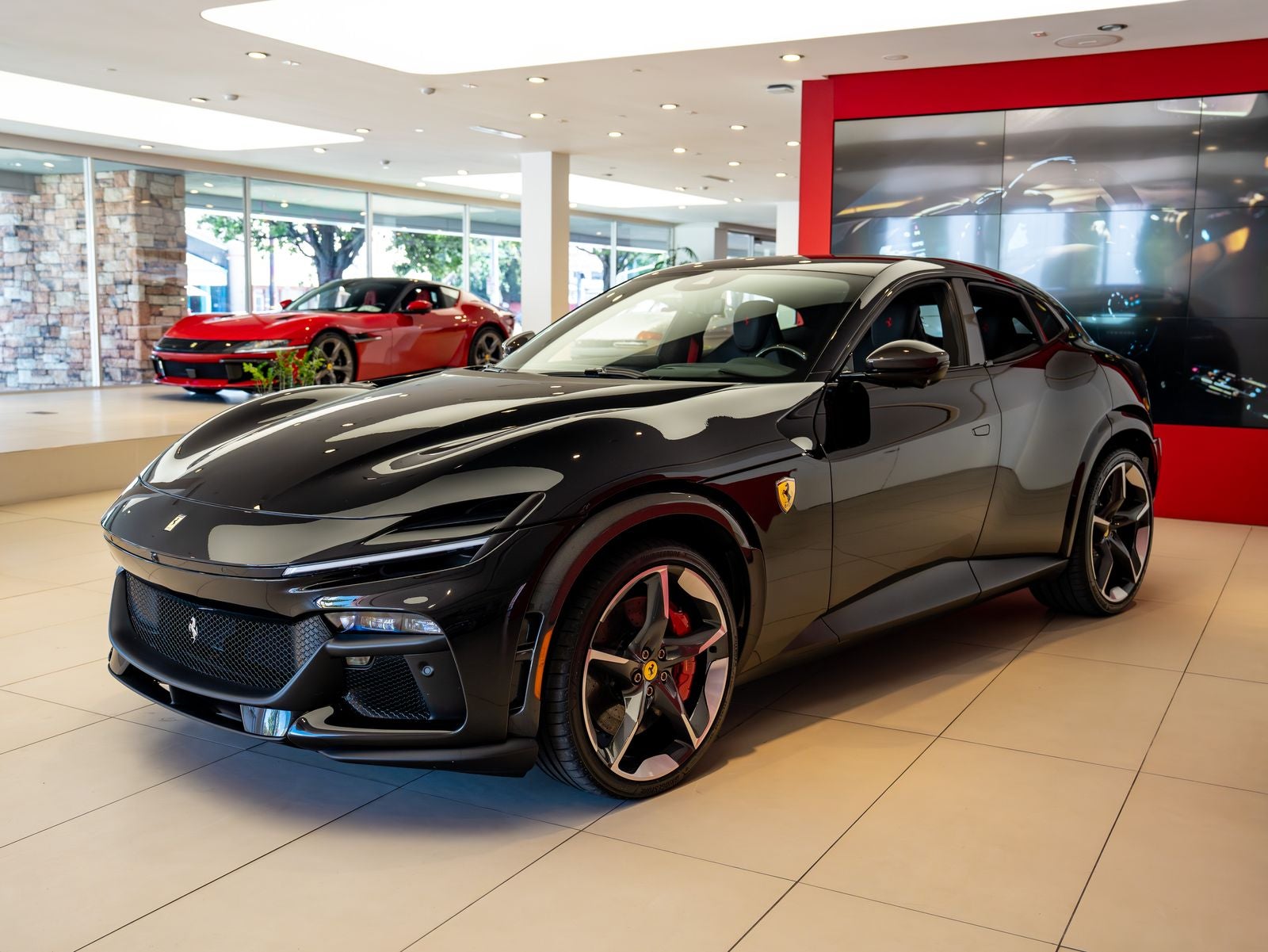 2025 Ferrari Purosangue Base