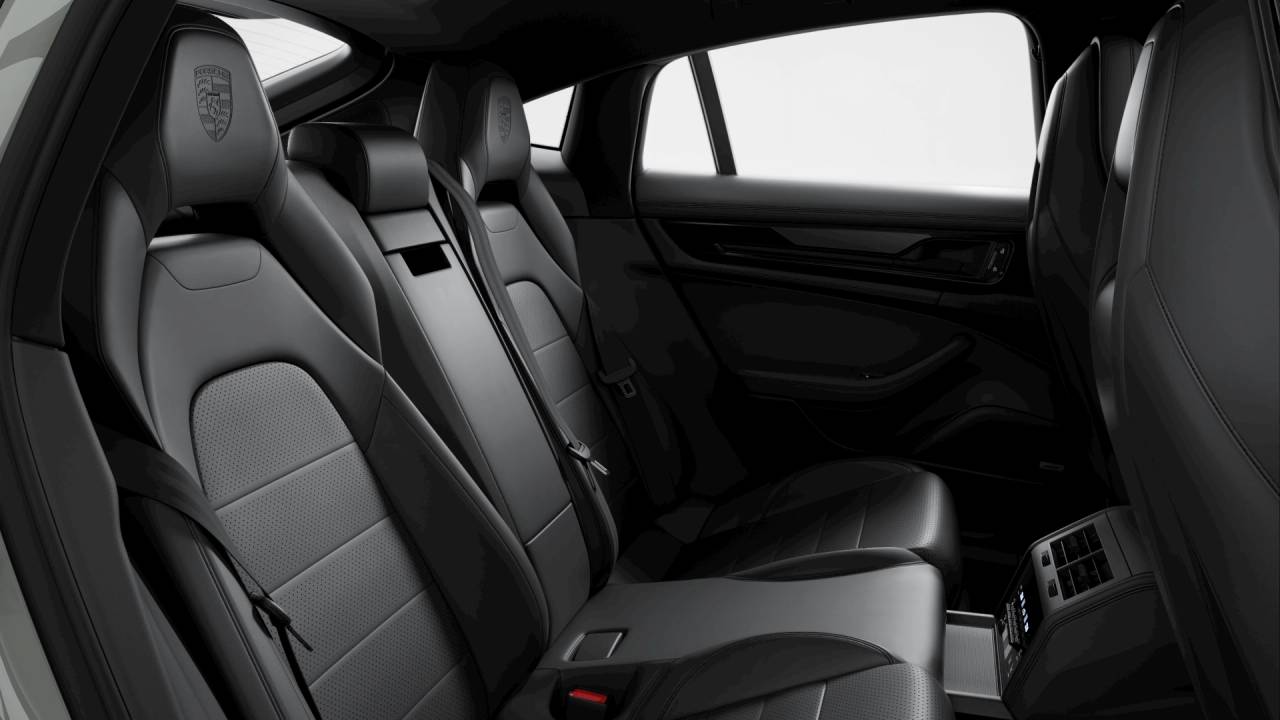 2026 Porsche Panamera Base
