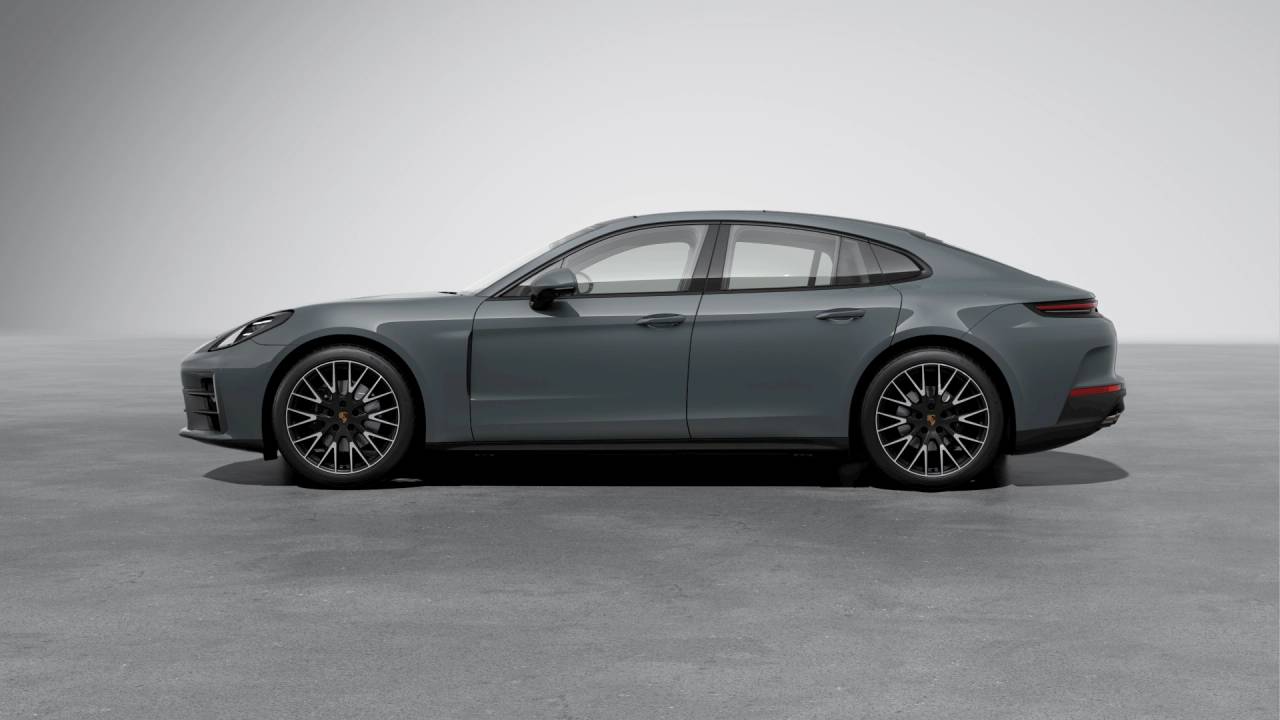 2026 Porsche Panamera Base