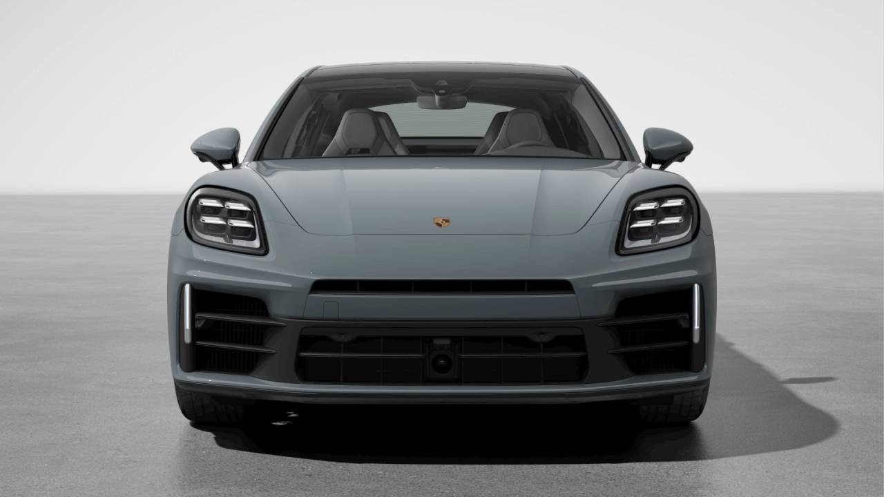 2026 Porsche Panamera Base