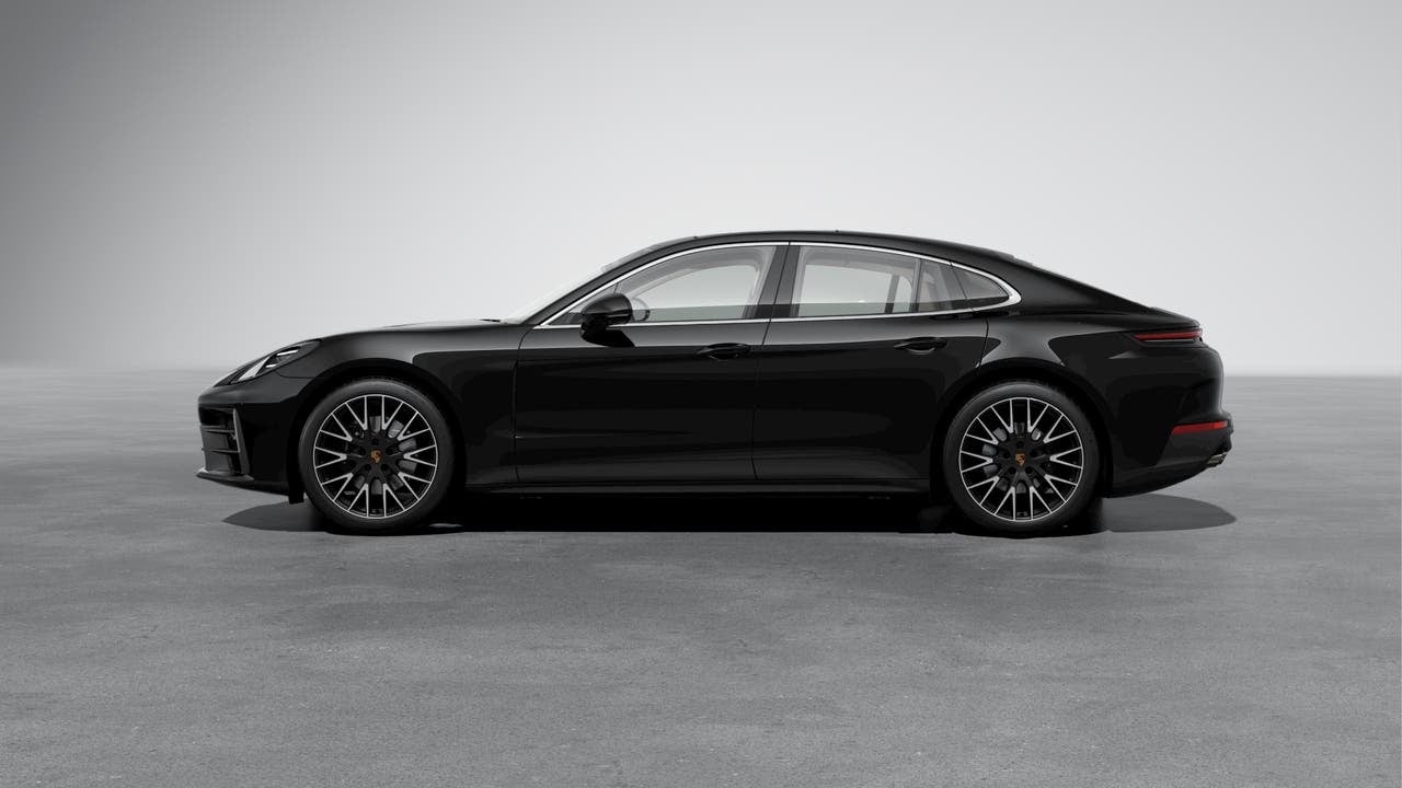 2026 Porsche Panamera Base