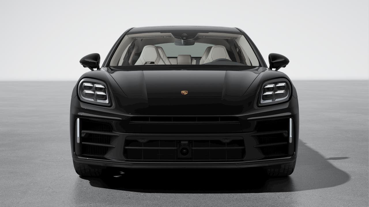 2026 Porsche Panamera Base