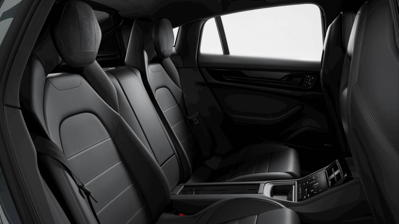 2026 Porsche Panamera GTS