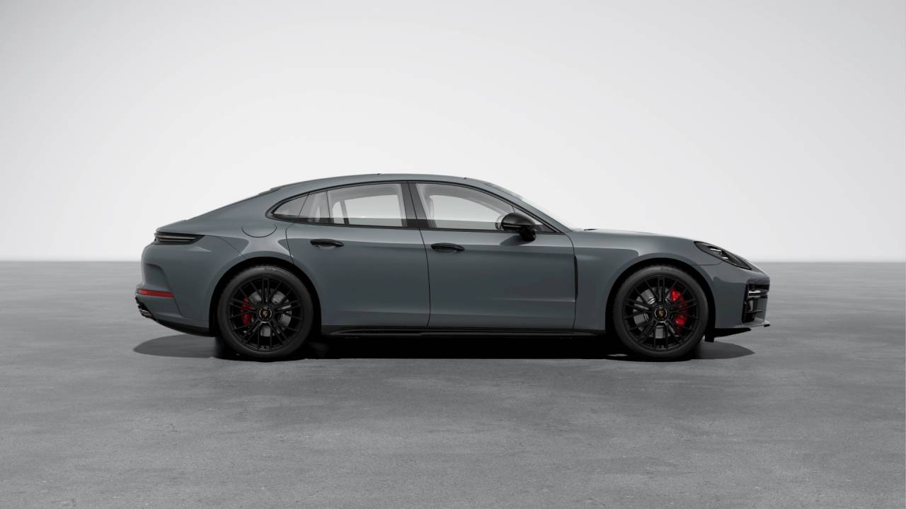 2026 Porsche Panamera GTS