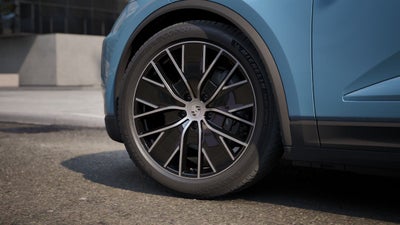 2027 Porsche Macan Macan Electric