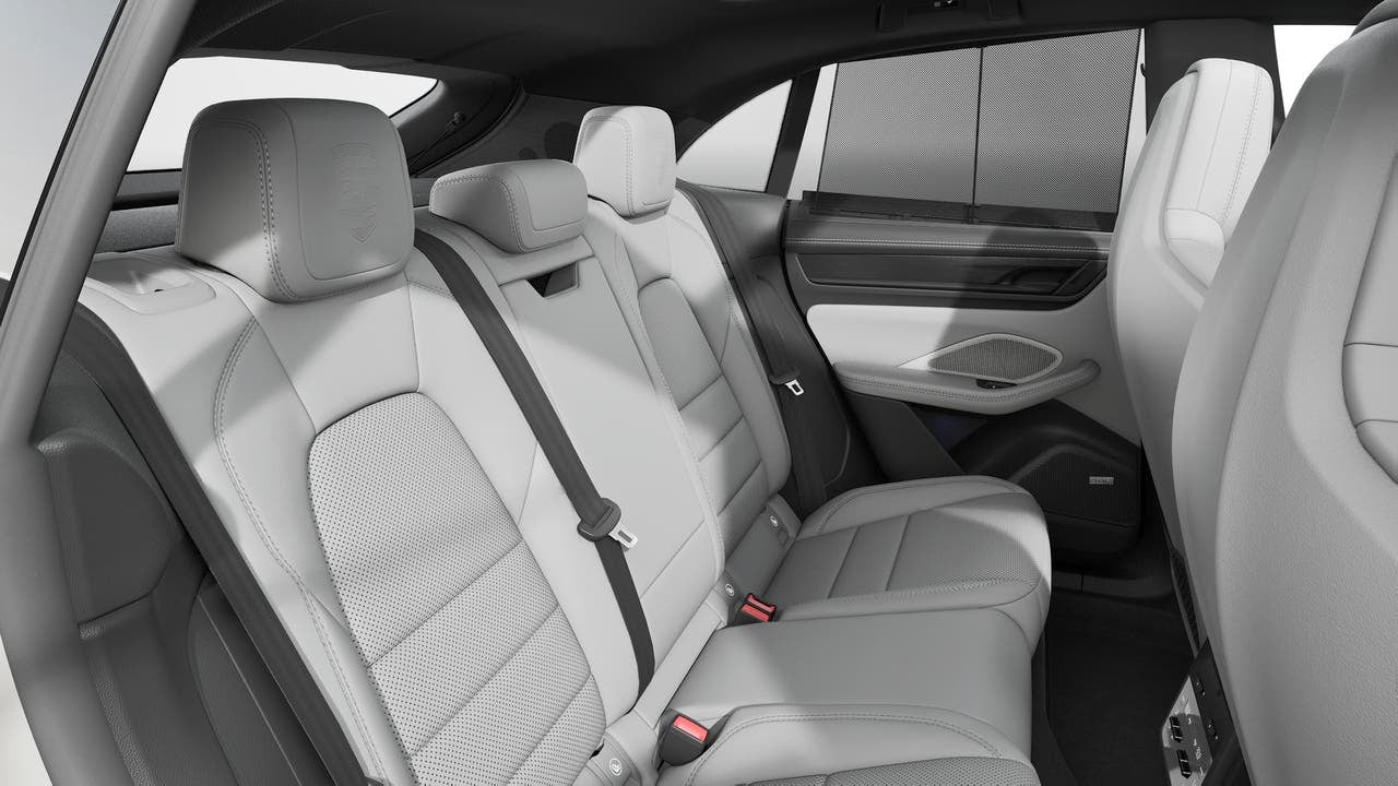2026 Porsche Macan Macan GTS Electric