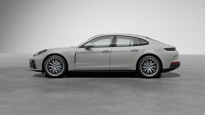 2026 Porsche Panamera 4