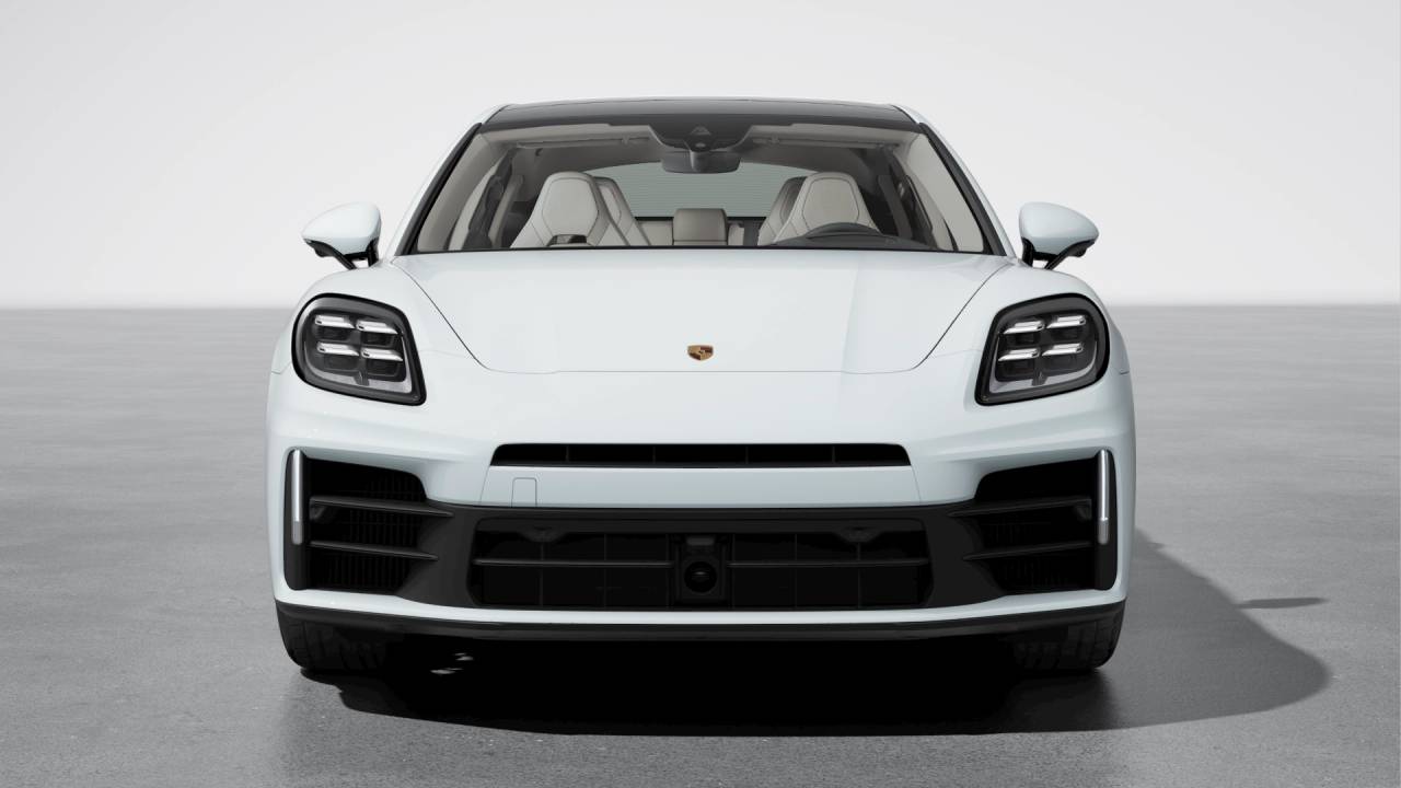 2026 Porsche Panamera 4