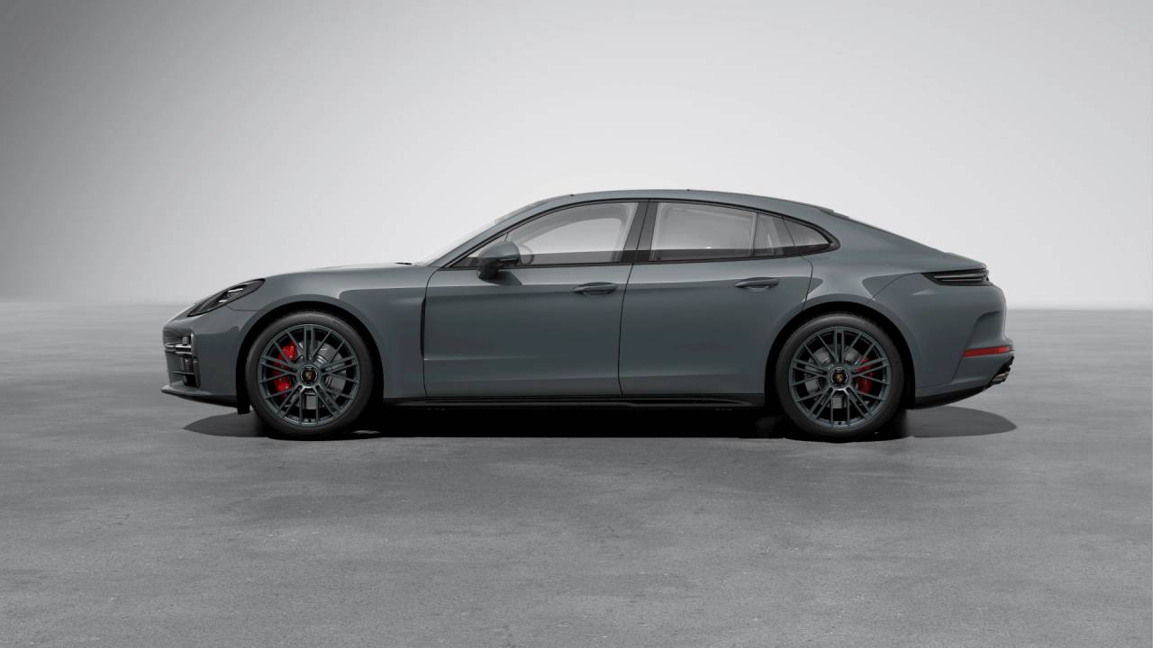 2026 Porsche Panamera GTS