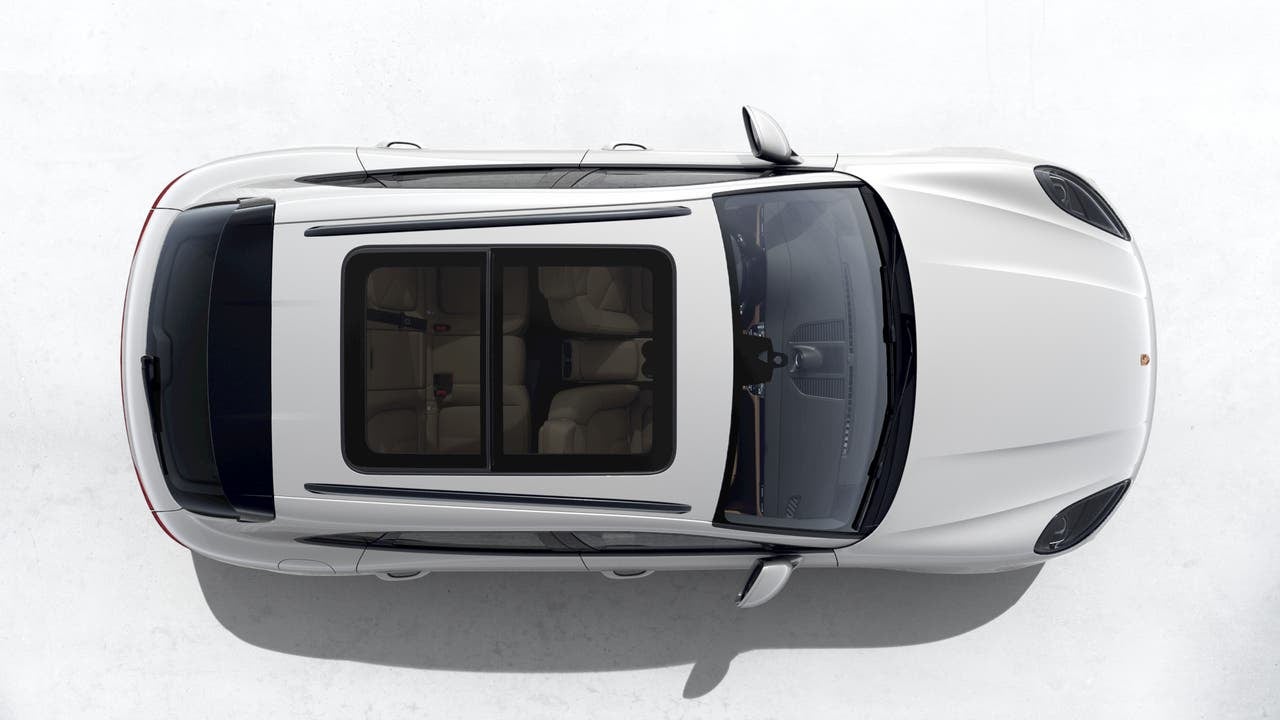 2026 Porsche Macan AWD