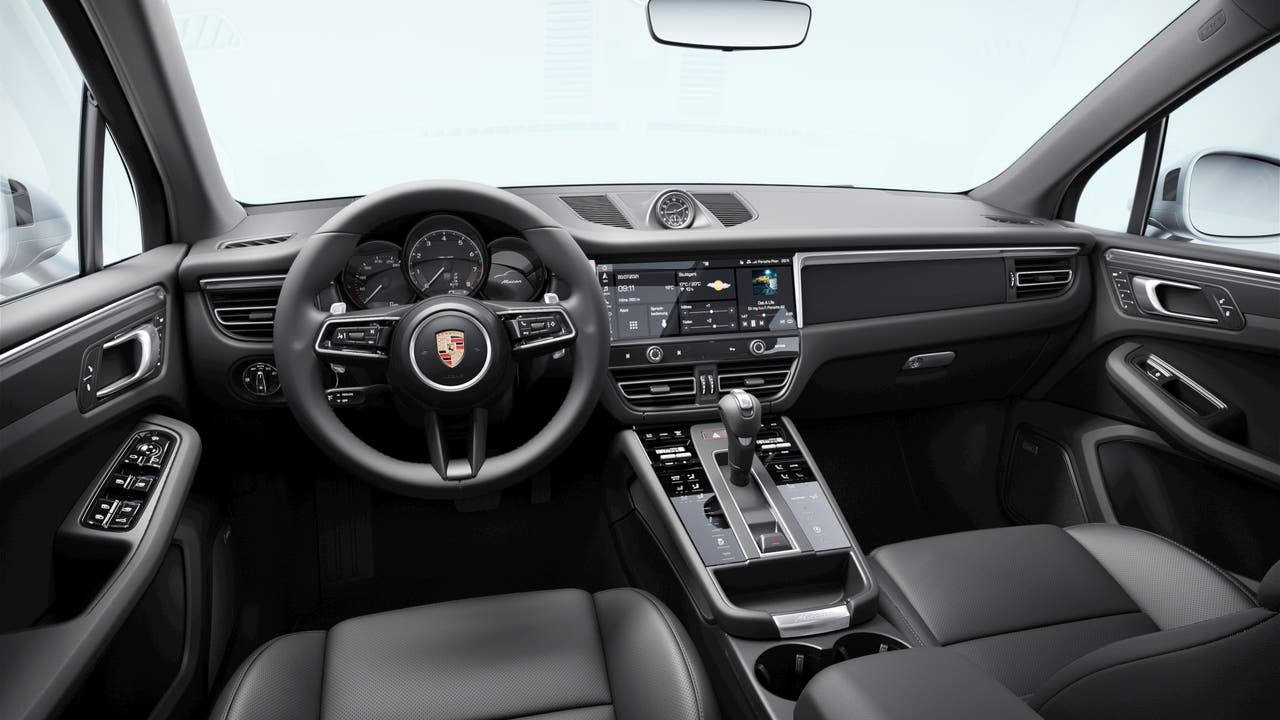 2026 Porsche Macan Base