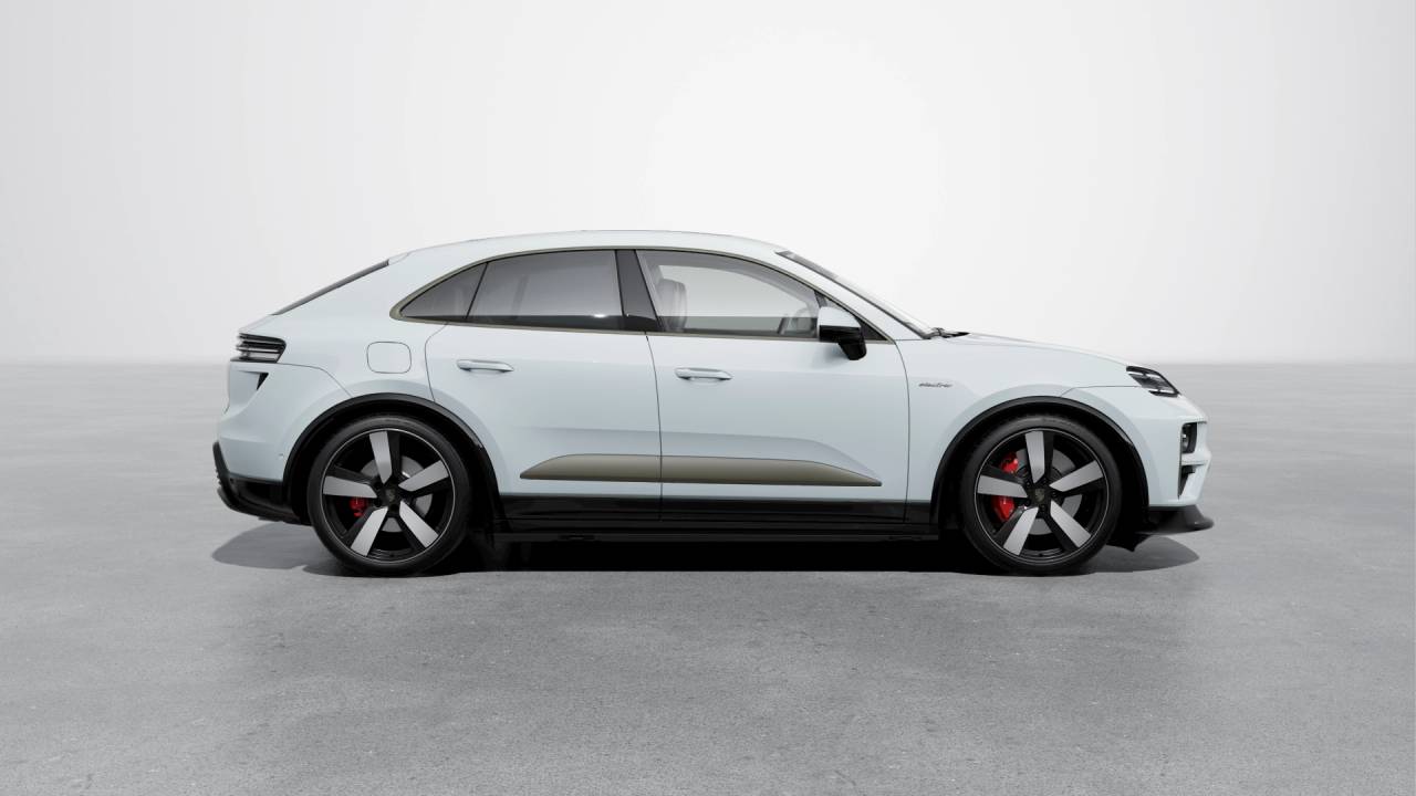 2026 Porsche Macan Turbo Electric